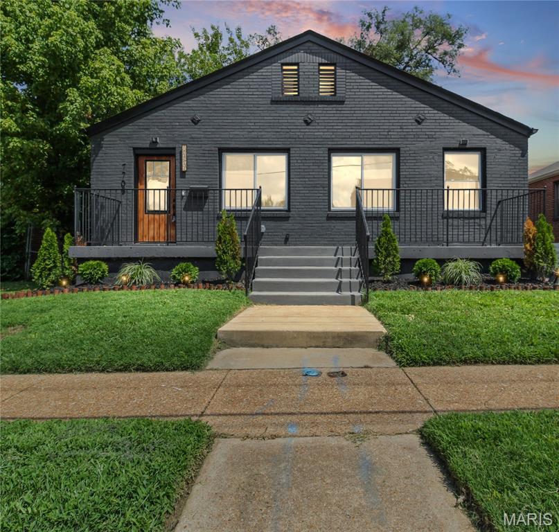 Photo of 7705 W Bruno Avenue Richmond Heights MO 63117