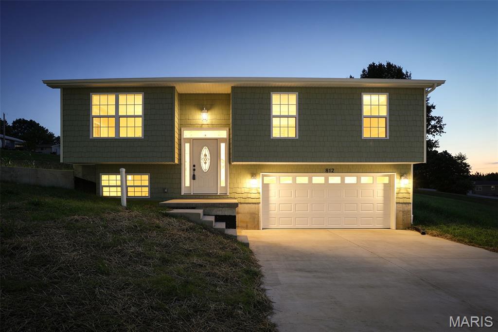 Photo of 812 Kennett St De Soto MO 63020
