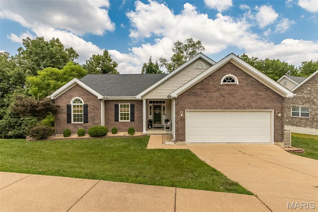 Photo of 1652 Ivy Chase Lane Fenton MO 63026