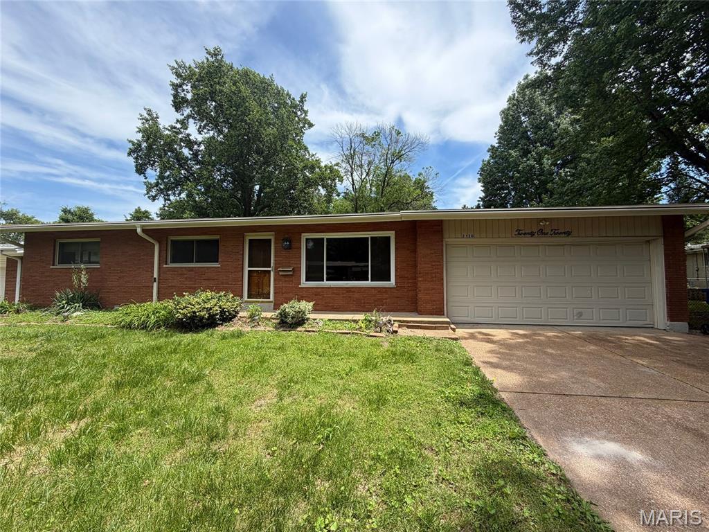 Photo of 2120 Argo Drive Florissant MO 63031