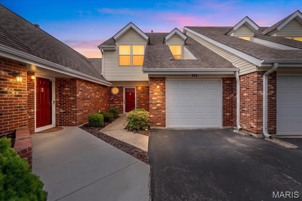 Photo of 352 Windsor Place #B St Peters MO 63376