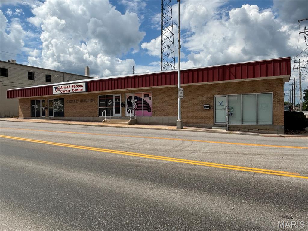 Photo of 100 W 10th Street Rolla MO 65401