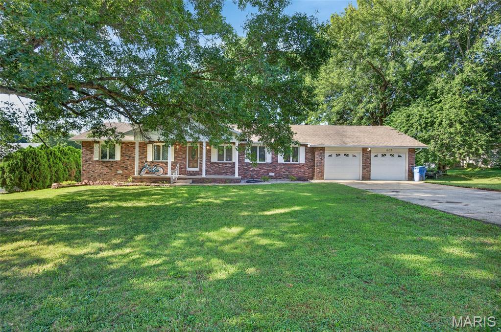 Photo of 603 Birchbark Lane Lebanon MO 65536