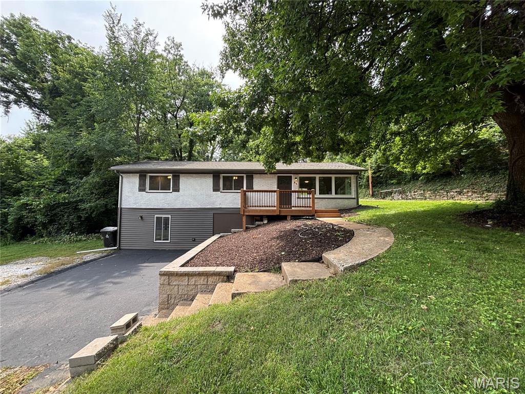 Photo of 31 Highwood Drive Belleville IL 62223