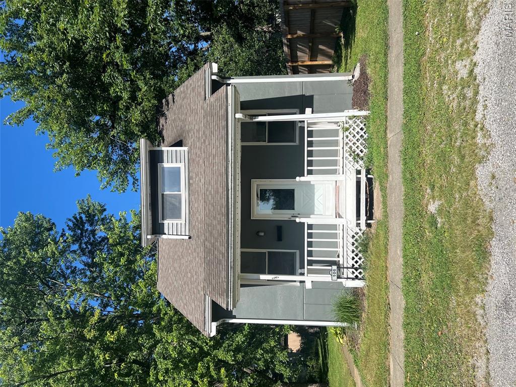 Photo of 106 S Cherry Street Freeburg IL 62243