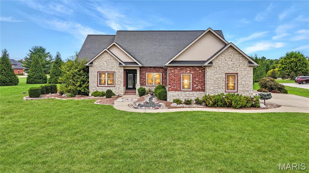 Photo of 105 Locksley Court Troy IL 62294