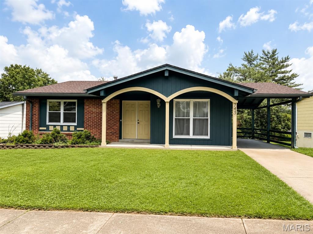 Photo of 745 Woodrun Drive Ballwin MO 63021