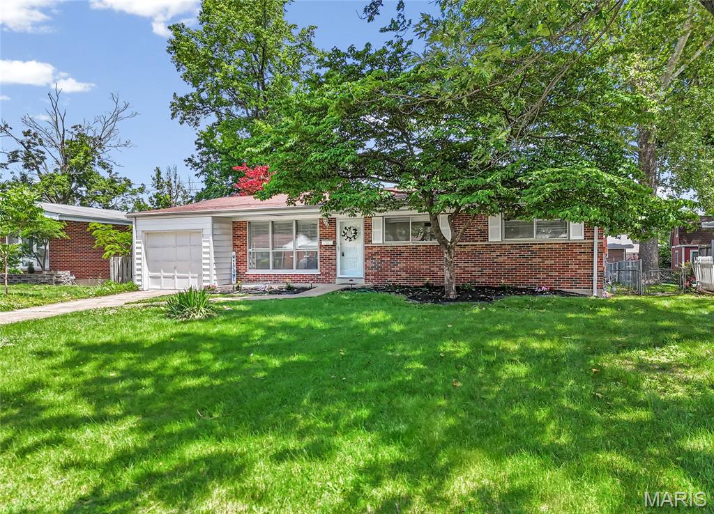 Photo of 14 Tamma Lane Hazelwood MO 63042