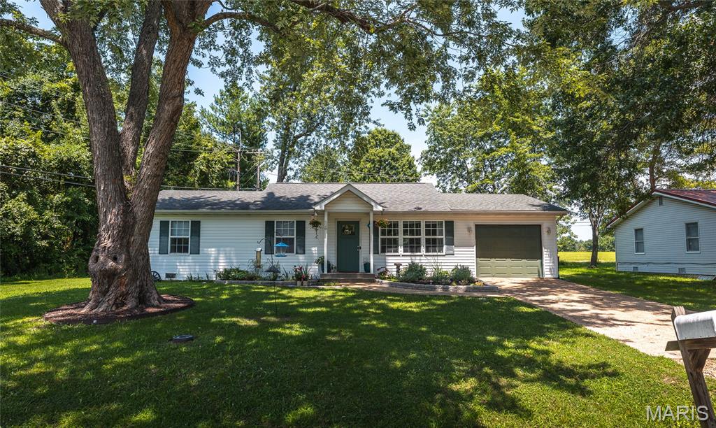 Photo of 528 Christine Street St James MO 65559
