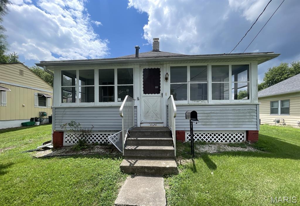 Photo of 1028 Bell Place Hillsboro IL 62049