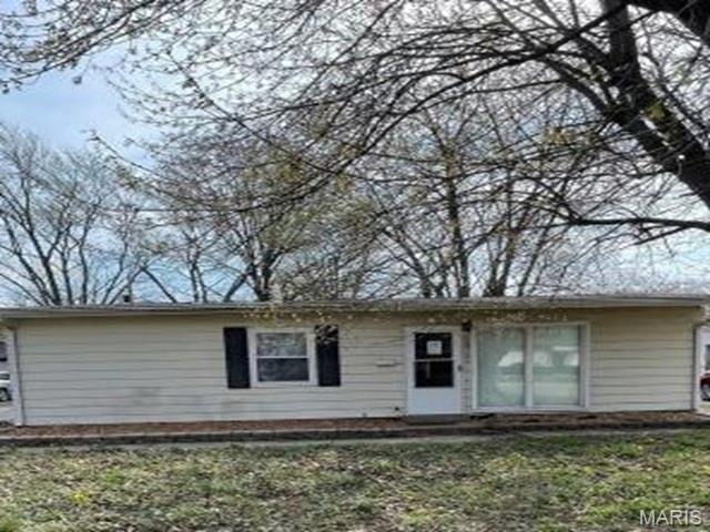 Photo of 128 Saint Thomas Lane Cahokia IL 62206