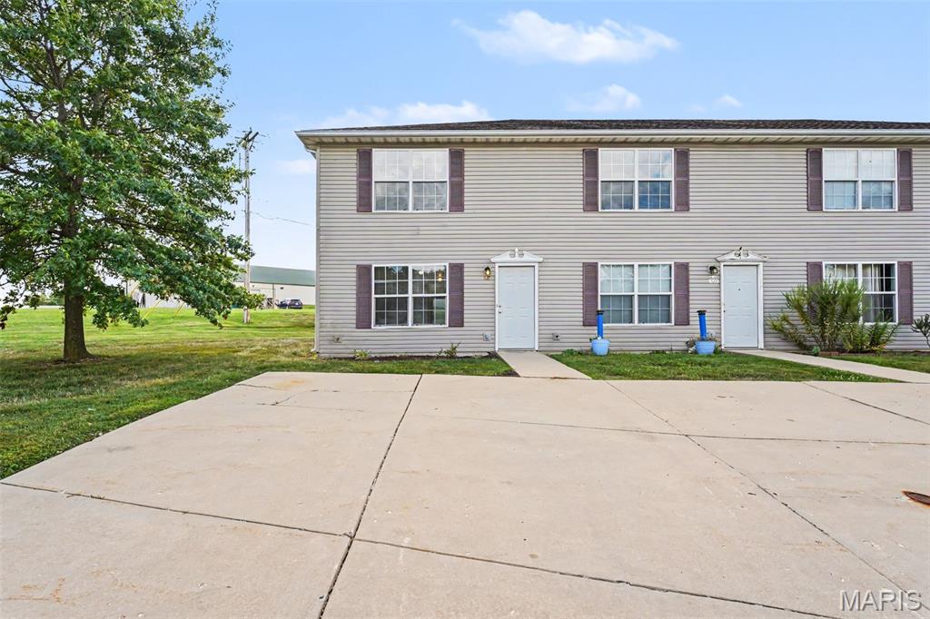 Photo of 1055 Arlington Way Warrenton MO 63383