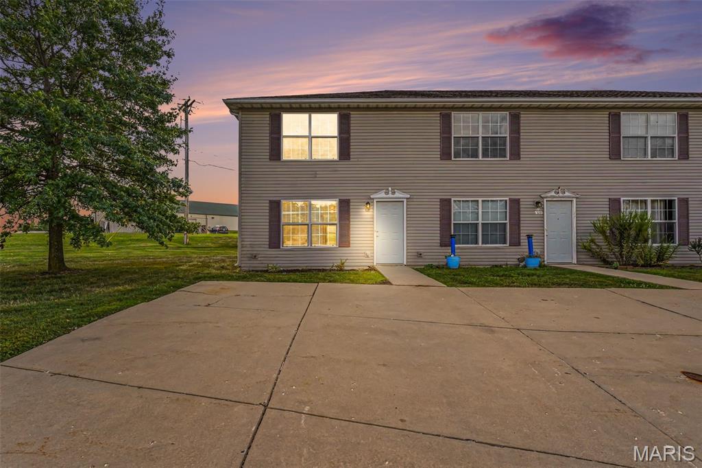Photo of 1055 Arlington Way Warrenton MO 63383