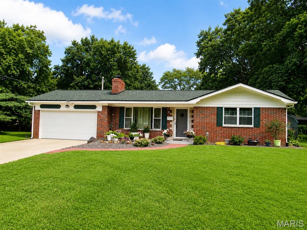 Photo of 414 Brittany Lane Belleville IL 62223