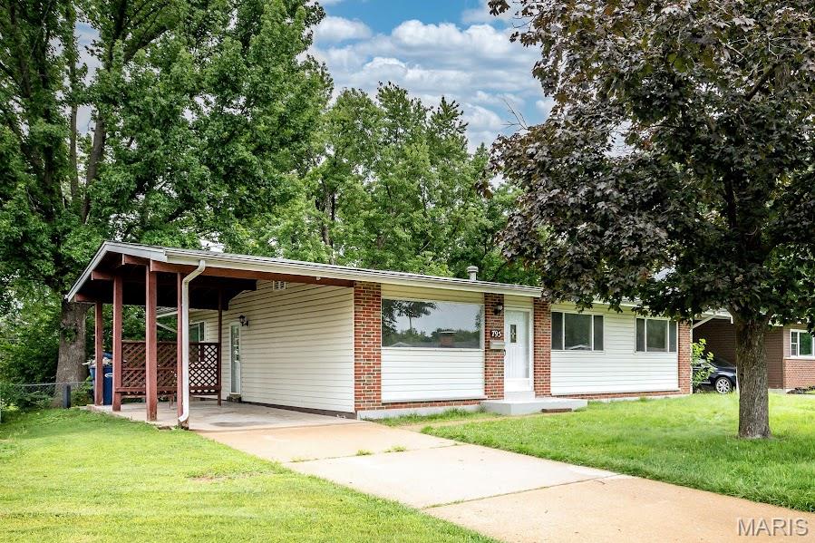Photo of 795 Bellarmine Lane Florissant MO 63031