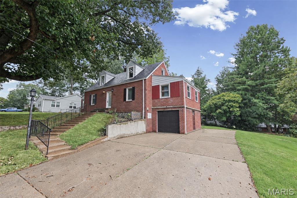 Photo of 121 Rosewood Lane East Alton IL 62024