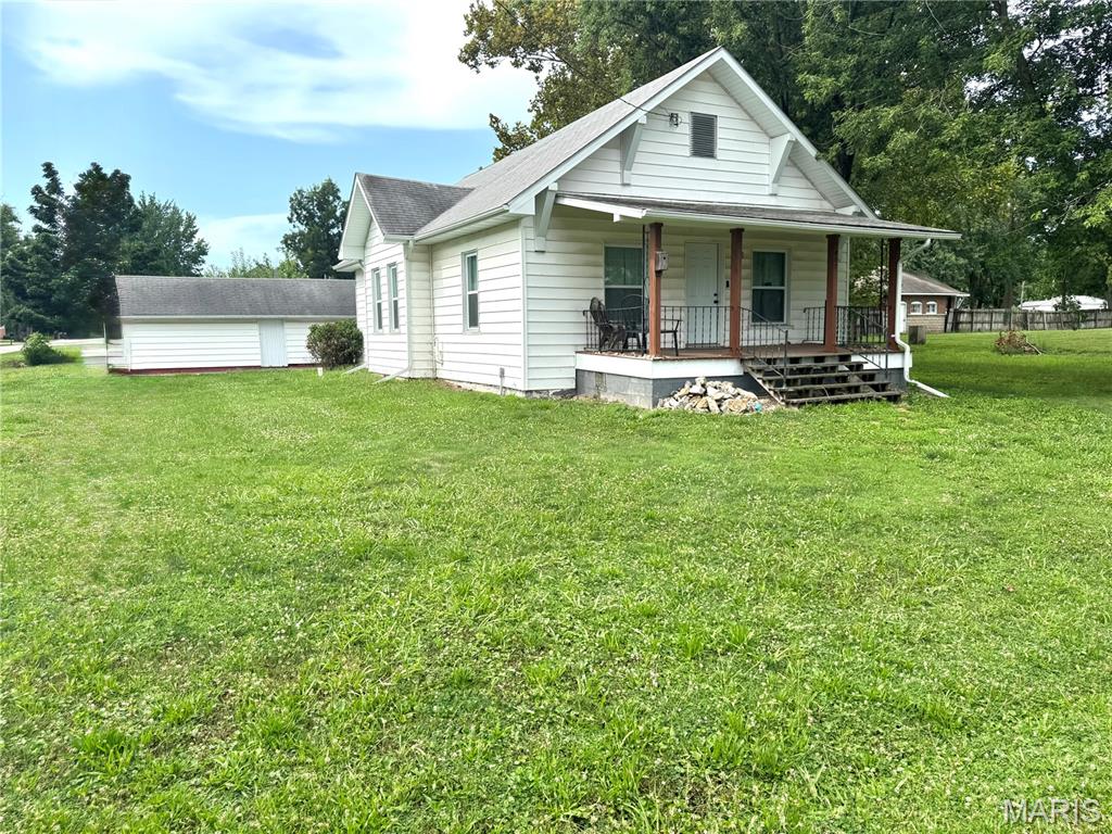 Photo of 407 E 5th Shelbyville MO 63469