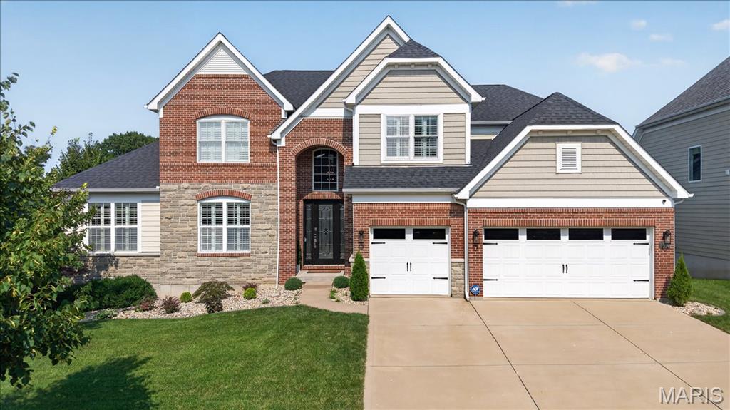 Photo of 302 Oak Stand Court Chesterfield MO 63005