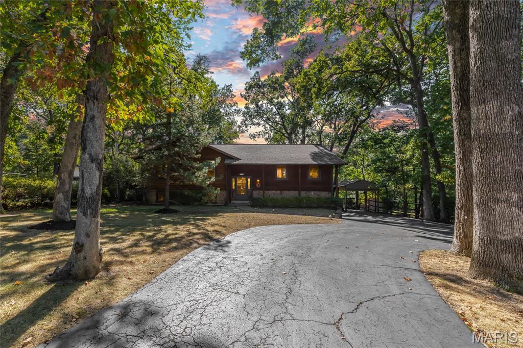 Photo of 7736 S Rock Hill Road Crestwood MO 63123