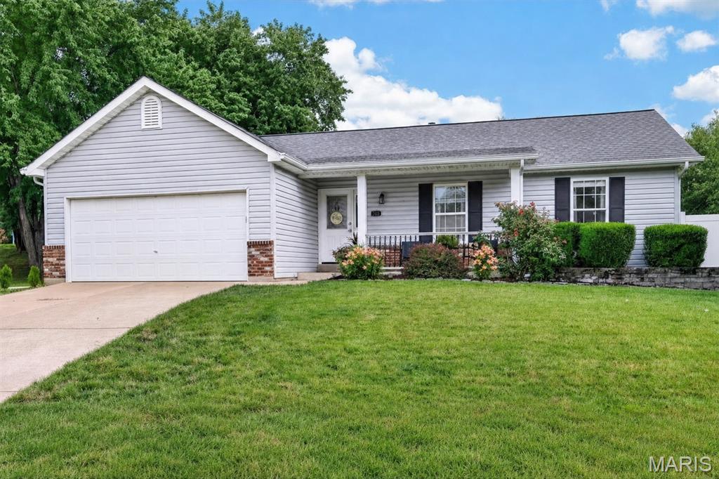 Photo of 708 Woodland Ridge Drive St Peters MO 63376