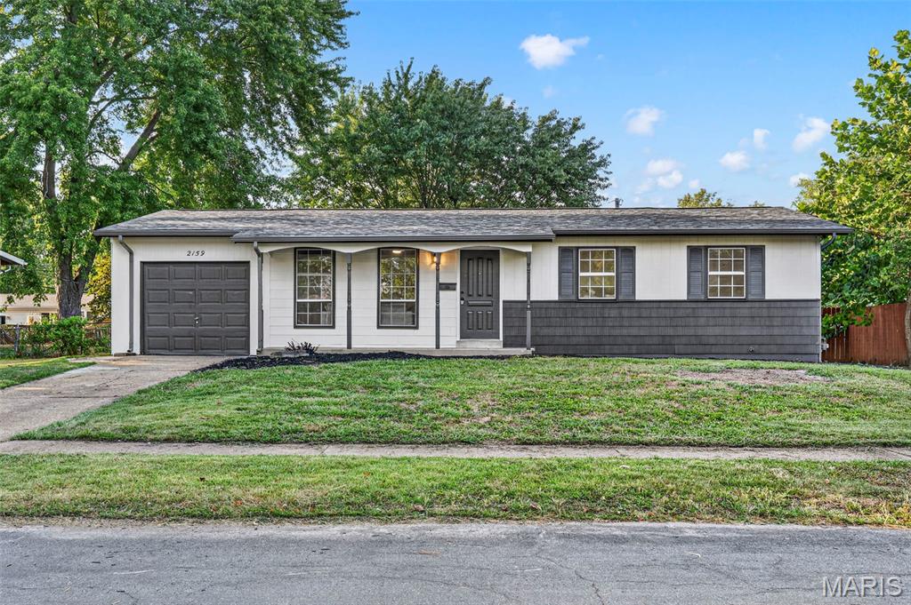 Photo of 2159 Aristocrat Drive Florissant MO 63031