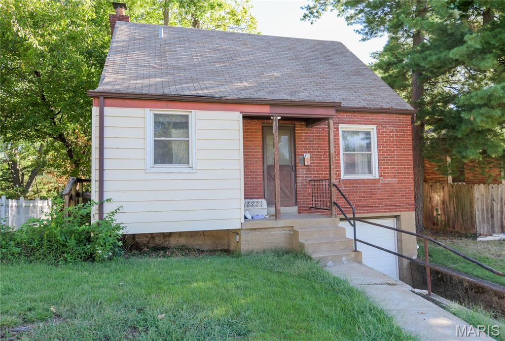 Photo of 2830 Dunkirk Drive Webster Groves MO 63119