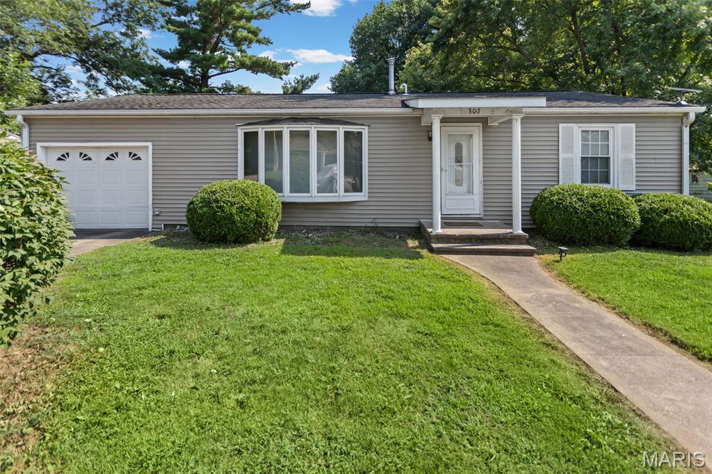 Photo of 307 E Mosier Street Pleasant Hill IL 62366