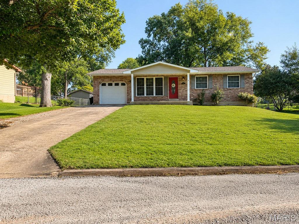 Photo of 205 Pell Avenue Farmington MO 63640