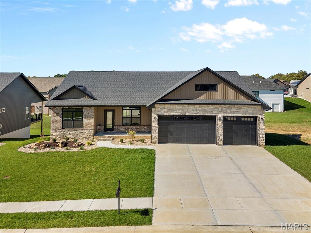 Photo of 1827 Robins Mill Court Maryville IL 62062