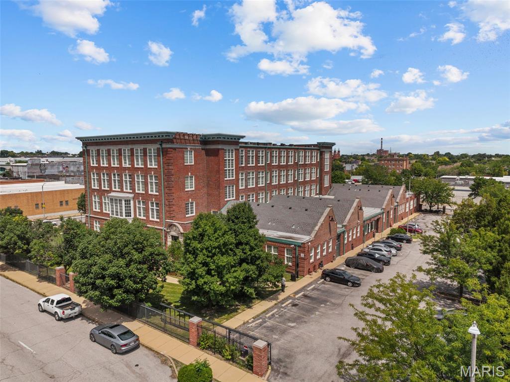 Photo of 814 N 19th Street St Louis MO 63106