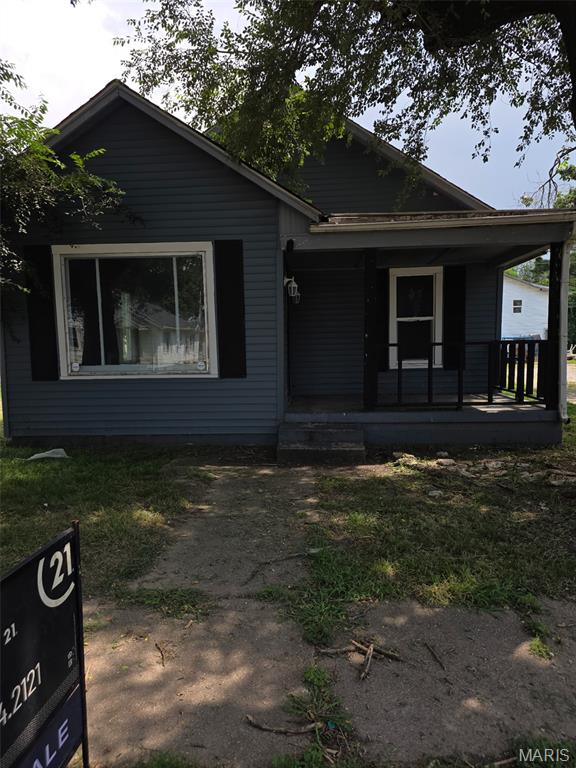 Photo of 733 Matthews Avenue Sikeston MO 63801