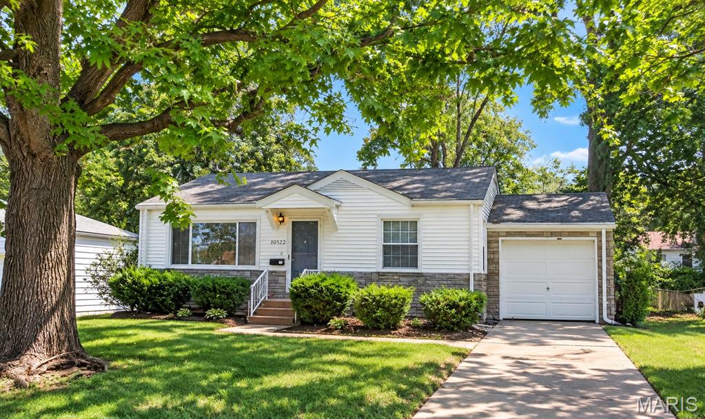 Photo of 10522 Byfield Drive Bellefontaine Nghbrs MO 63137