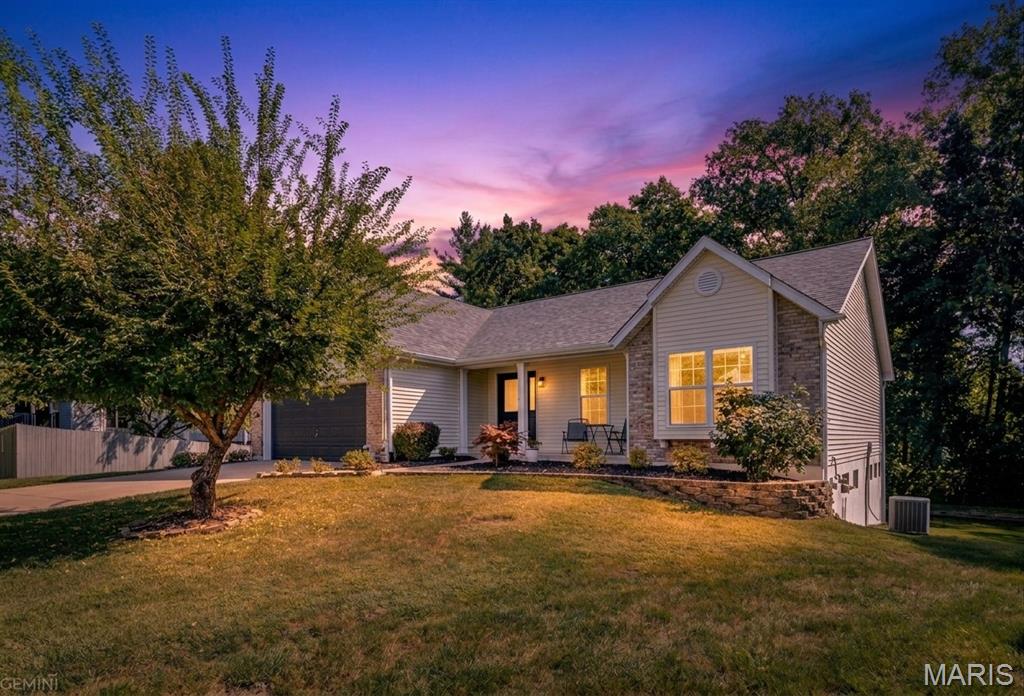 Photo of 42 Arborshadow Court St Peters MO 63376