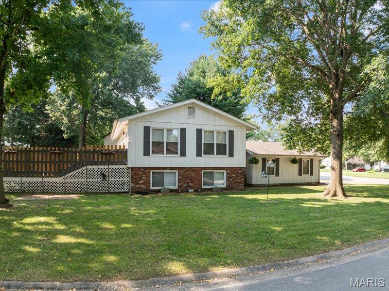 Photo of 738 Fort Henry Road Belleville IL 62221