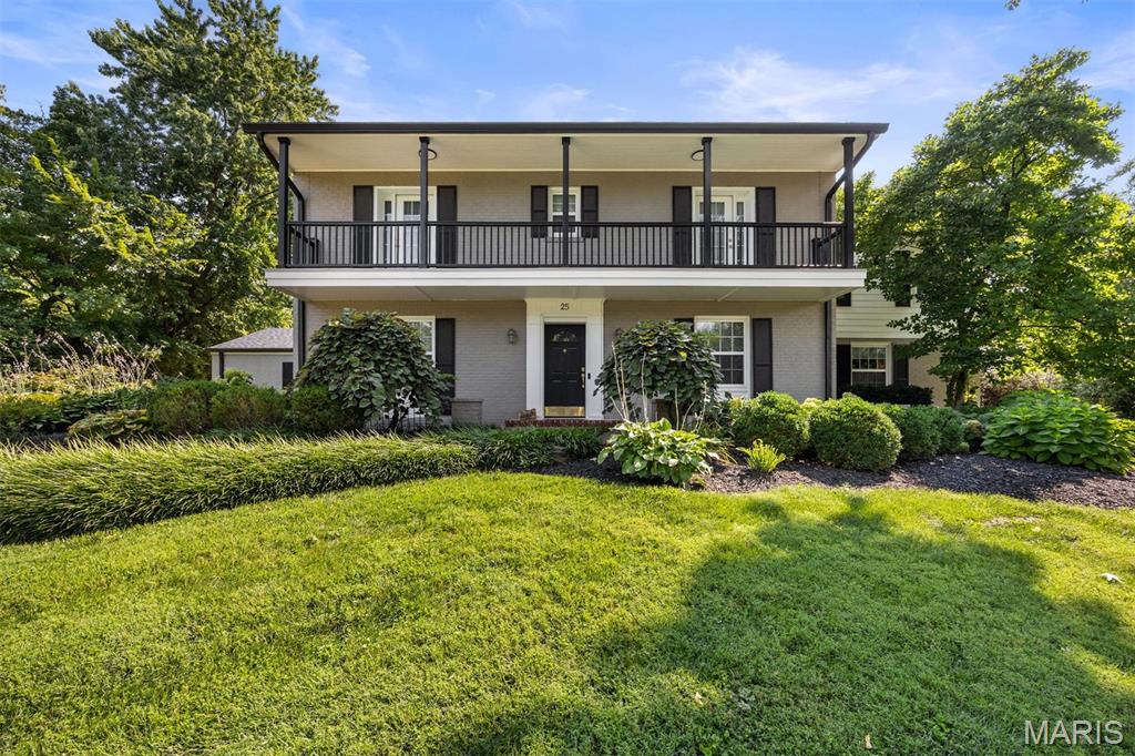 Photo of 25 Berkshire Drive Richmond Heights MO 63117