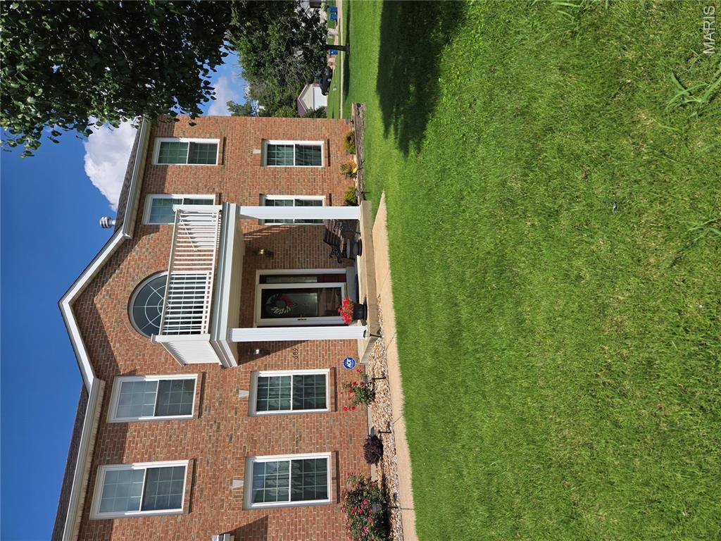 Photo of 609 Tesson Park Court Hazelwood MO 63042