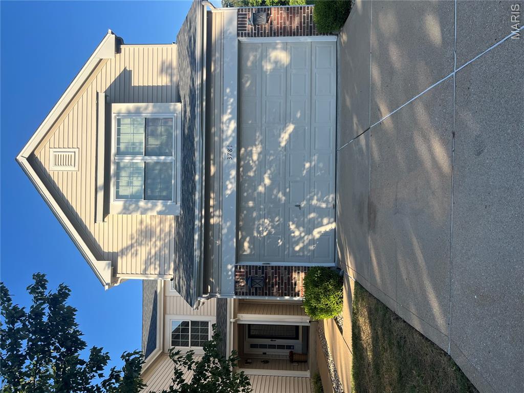 Photo of 3781 Southern Manor Drive St Louis MO 63125