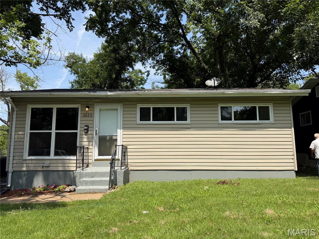 Photo of 8823 Cranberry Lane St Louis MO 63121