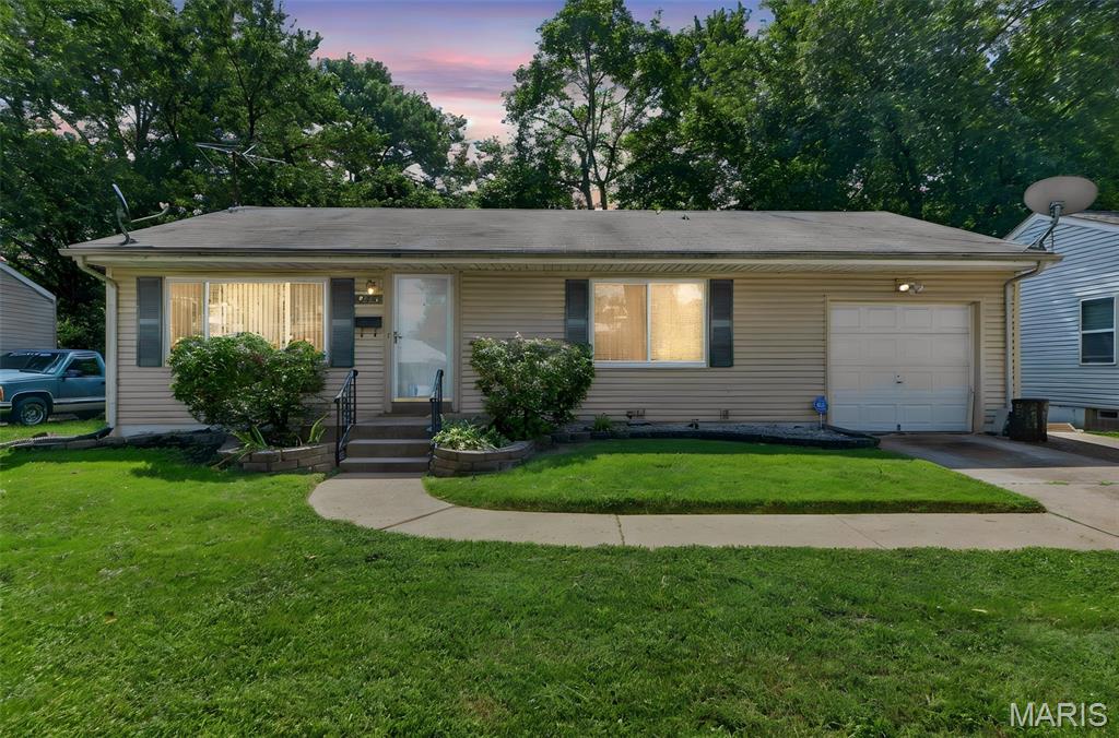 Photo of 9242 Leamont Drive St Louis MO 63136