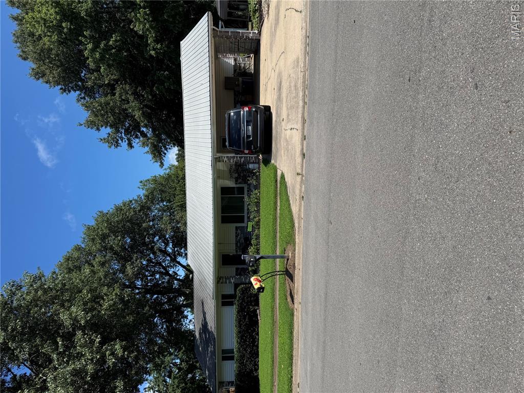 Photo of 545 Saint Paul Drive New Madrid MO 63869