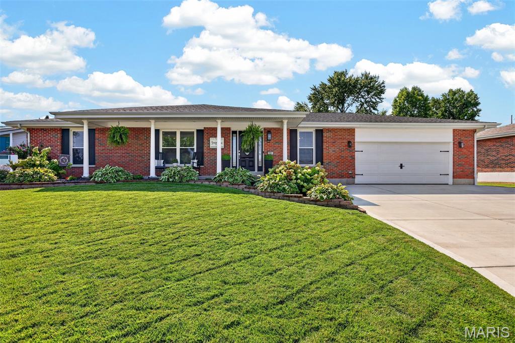Photo of 931 Quince Drive St Charles MO 63301