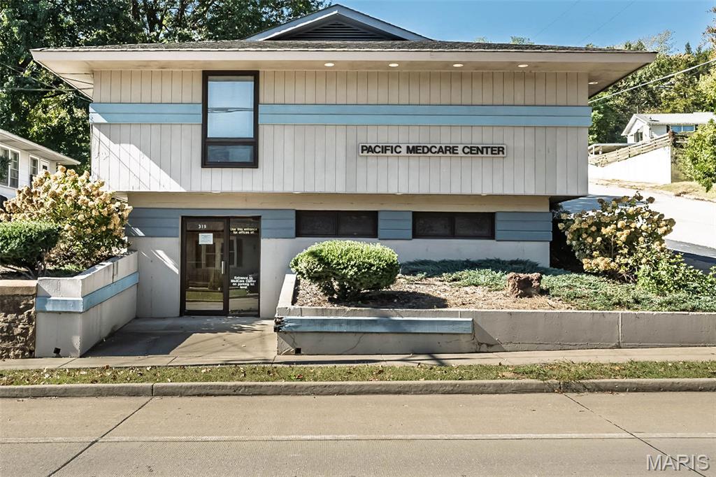 Photo of 319 N 1st Street Pacific MO 63069