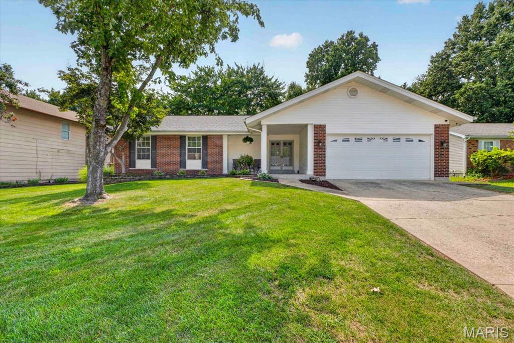 Photo of 2713 Sundowner Drive St Charles MO 63303