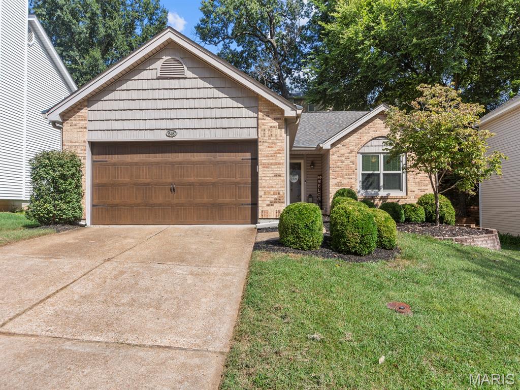 Photo of 545 Woodlyn Crossing Unincorporated MO 63021