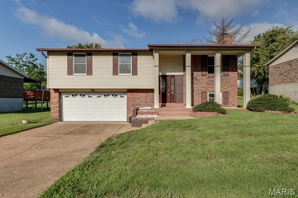 Photo of 2728 Ashfield Drive Oakville MO 63129