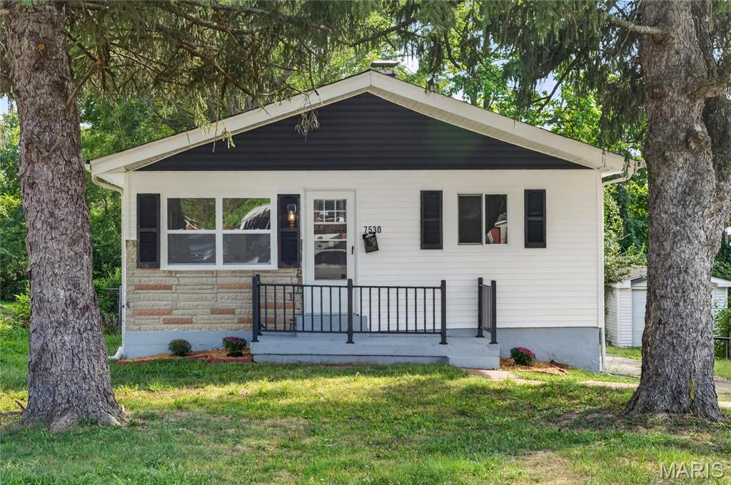 Photo of 7530 Trenton Avenue University City MO 63130