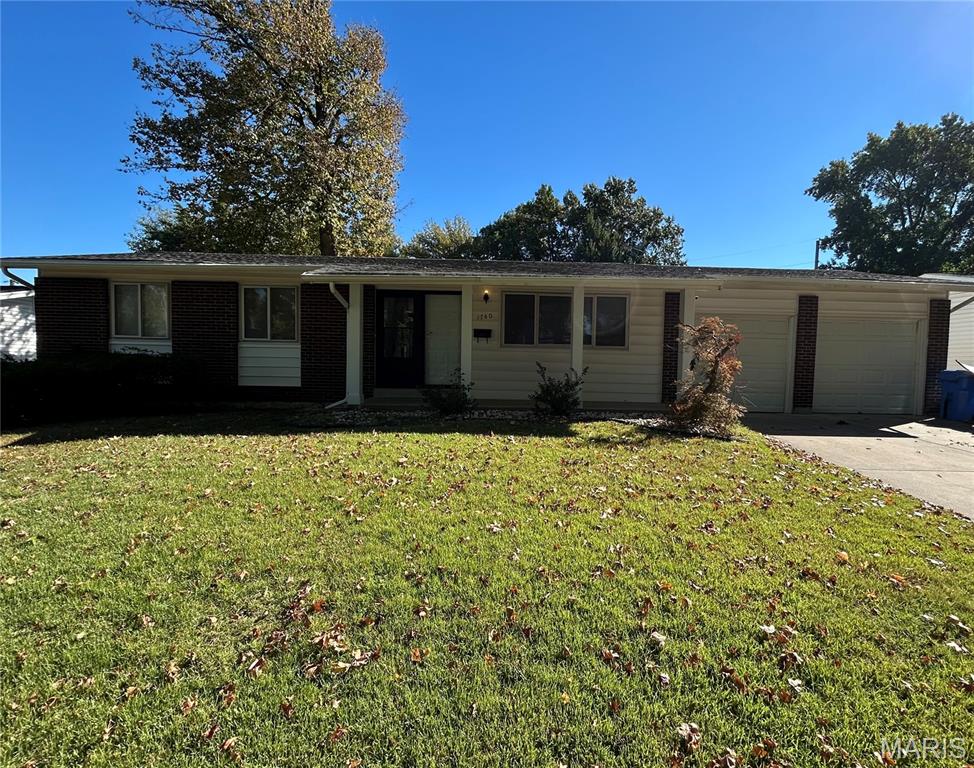 Photo of 1740 KOCH Drive Florissant MO 63033