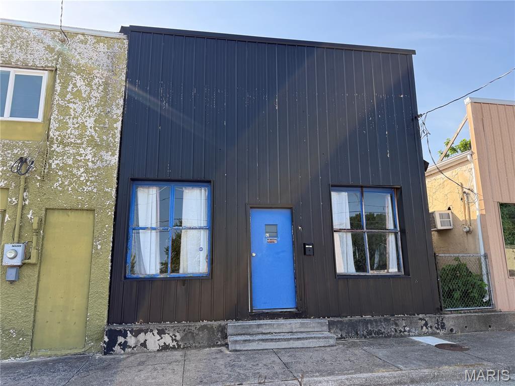 Photo of 206 W Second Street Lebanon MO 65536