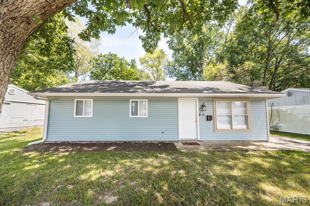Photo of 15 Scarlet Drive Belleville IL 62220