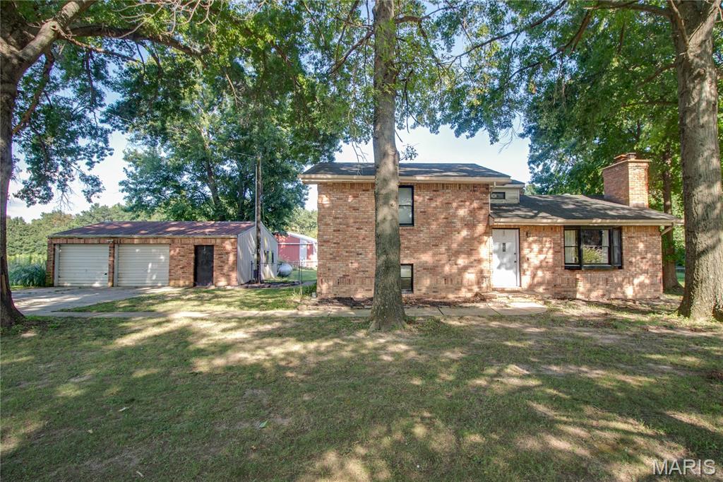 Photo of 16776 Indian Lake Road Jerseyville IL 62052